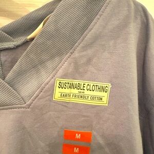 Earth Yoga sustainable clothing blue size medium sweatshirt, new with tags